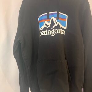 Patagonia Black Hoodie with Logo Men’s Large